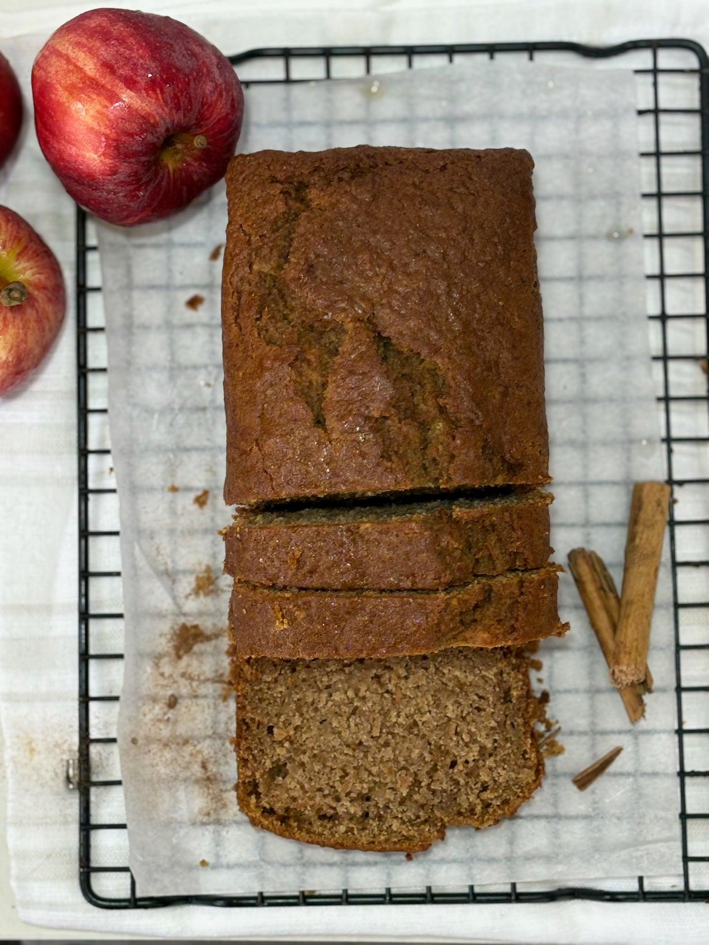 Apple & Cinnamon